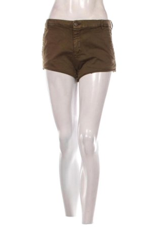 Damen Shorts Zara, Größe S, Farbe Grün, Preis 10,00 €, #137262938