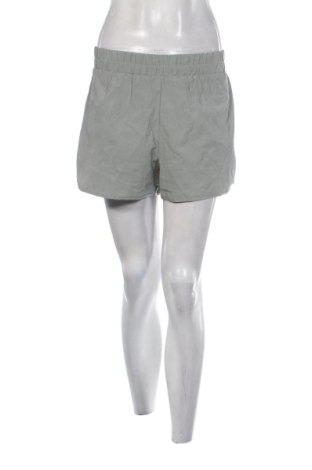 Pantaloni scurți de femei Unbranded, Mărime M, Culoare Verde, Preț 47,24 Lei, #137228794