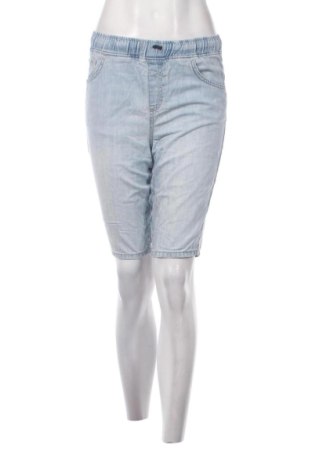 Pantaloni scurți de femei LC Waikiki, Mărime M, Culoare Albastru, Preț 57,74 Lei, #137263652