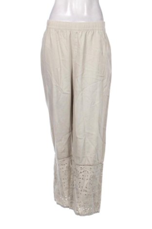 Pantaloni de femei Zara, Mărime XL, Culoare Bej, Preț 99,73 Lei, #137217496