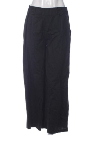 Pantaloni de femei Piazza Italia, Mărime M, Culoare Negru, Preț 104,98 Lei, #137226385