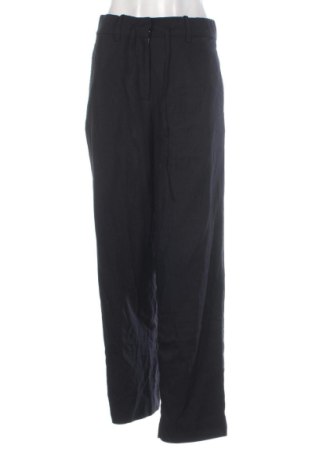 Pantaloni de femei COS, Mărime M, Culoare Negru, Preț 274,00 Lei, #137253688