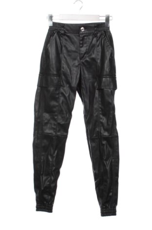 Дамски панталон Bershka, Размер XS, Цвят Черен, Цена 10,00 €, #137254722