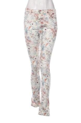 Pantaloni de femei Kaporal, Mărime M, Culoare Multicolor, Preț 114,99 Lei, #137266514