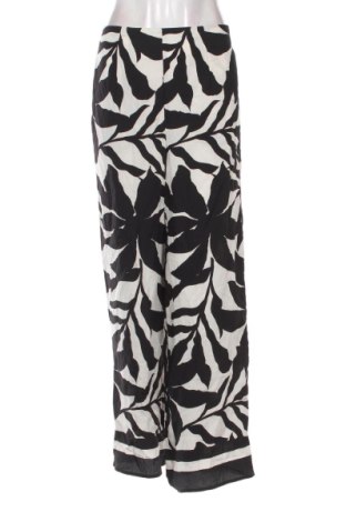Pantaloni de femei Friends Like These, Mărime S, Culoare Multicolor, Preț 141,72 Lei, #137261115