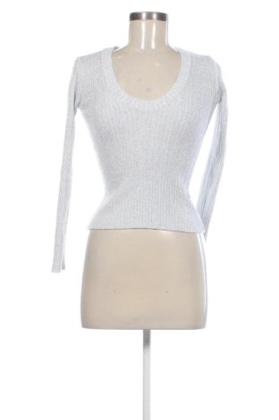 Pulover de femei Unbranded, Mărime S, Culoare Argintiu, Preț 60,00 Lei, #137280913