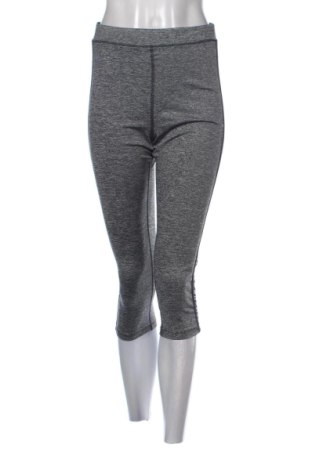 Damen Sporthose Bershka, Größe S, Farbe Grau, Preis 8,20 €, #137256074