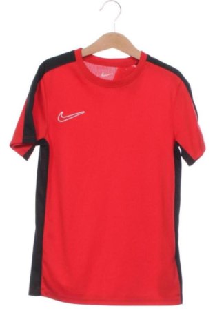 Gyerek póló Nike, Méret 7-8y / 128-134 cm, Szín Piros, Ár 6 383 Ft, #137223380