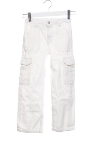 Детски дънки Mango, Размер 7-8y/ 128-134 см, Цвят Бял, Цена 7,00 €, #137265453