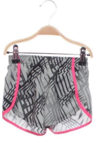 Kinder Shorts Nike, Größe 2-3m/ 56-62 cm, Farbe Mehrfarbig, Preis € 22,34, #137225845