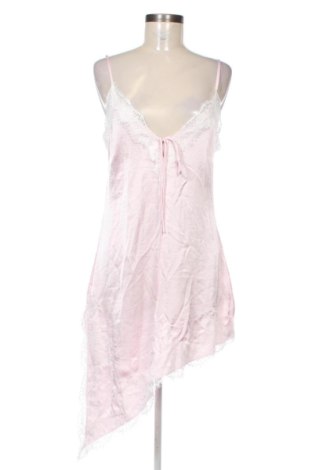 Pijama Bershka, Mărime L, Culoare Roz, Preț 161,00 Lei, #137272095