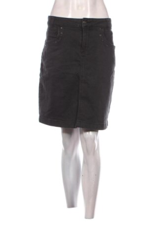 Spódnica Essentials by Tchibo, Rozmiar XL, Kolor Czarny, Cena 42,34 zł, #137217867