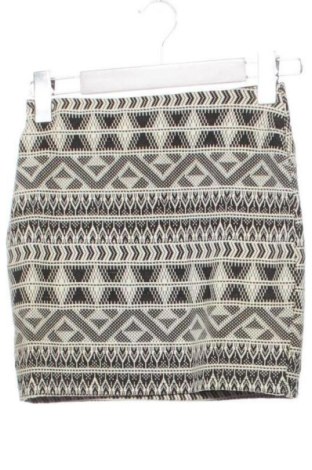 Fustă Bershka, Mărime XS, Culoare Multicolor, Preț 31,49 Lei, #137242317