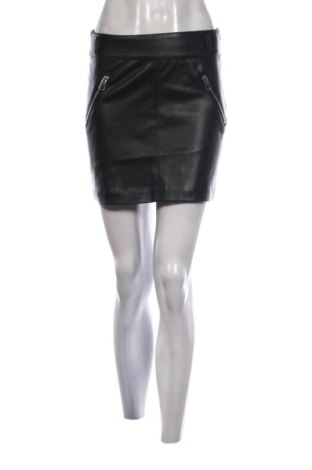 Fustă Bershka, Mărime S, Culoare Negru, Preț 85,68 Lei, #137260003