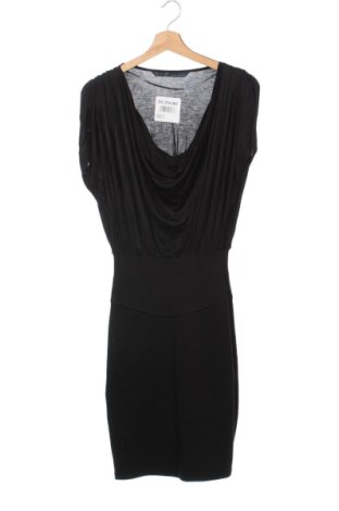Rochie Zara, Mărime S, Culoare Negru, Preț 85,40 Lei, #137254397