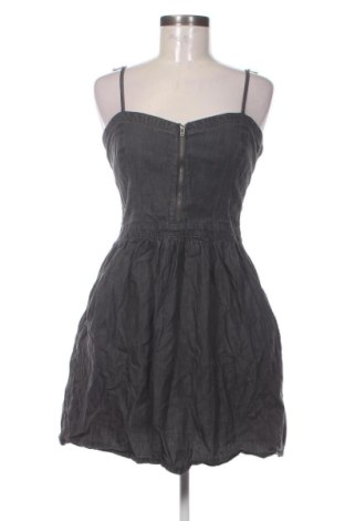 Rochie Vans, Mărime M, Culoare Gri, Preț 230,96 Lei, #137262016