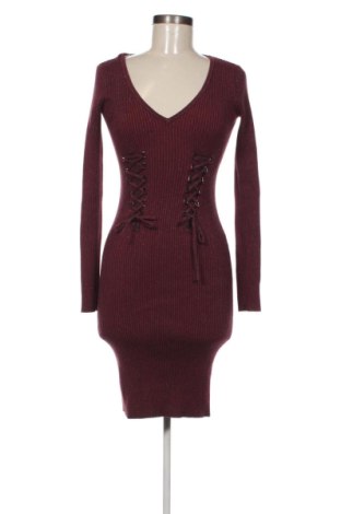 Рокля Guess, Размер S, Цвят Червен, Цена 47,00 €, #137269283