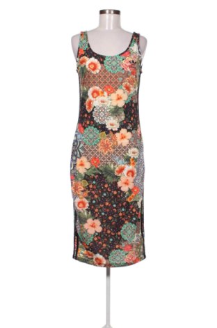 Rochie Adidas, Mărime L, Culoare Multicolor, Preț 230,96 Lei, #137173159