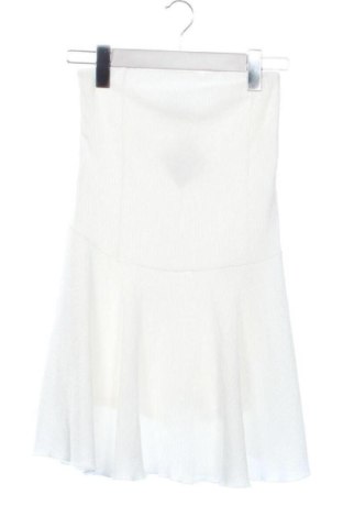 Rochie Bershka, Mărime M, Culoare Alb, Preț 73,49 Lei, #137185311