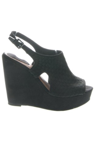 Sandály Bershka, Velikost 38, Barva Černá, Cena  534,00 Kč, #137079157