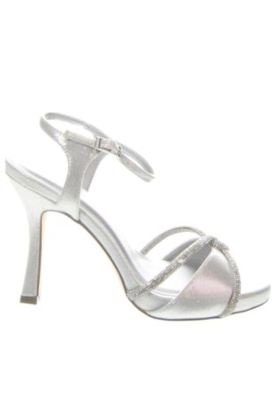 Sandalen Menbur, Größe 38, Farbe Silber, Preis 33,00 €, #137249673