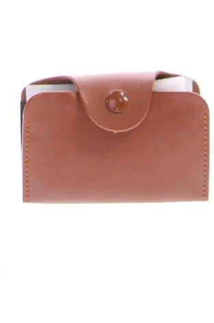 Cutiuță pentru cărți de vizită Unbranded, Culoare Maro, Preț 72,05 Lei, #137252856