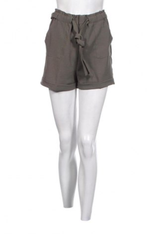 Γυναικείο κοντό παντελόνι Janina, Μέγεθος S, Χρώμα Πράσινο, Τιμή 2,99 €