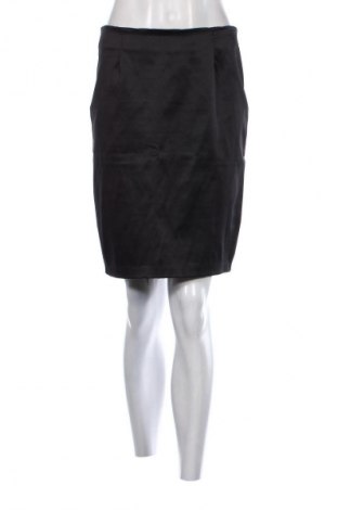 Пола Unbranded, Размер M, Цвят Черен, Цена 2,04 €