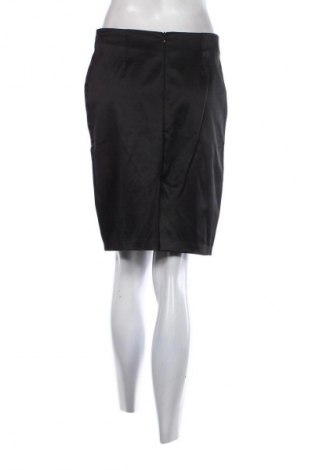 Пола Unbranded, Размер M, Цвят Черен, Цена 2,04 €