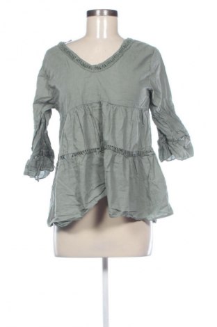 Γυναικεία μπλούζα NEW COLLECTION, Μέγεθος M, Χρώμα Πράσινο, Τιμή 2,99 €