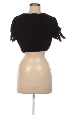 Дамска блуза Pull&Bear, Размер M, Цвят Черен, Цена 2,04 €