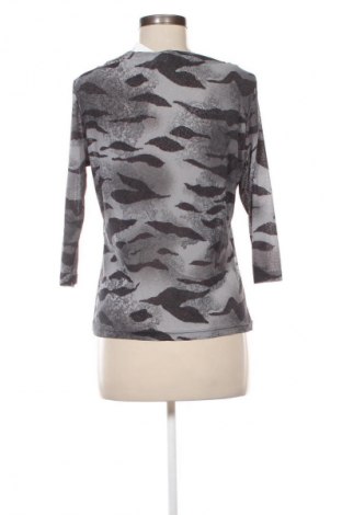 Damen Shirt Yoors, Größe M, Farbe Mehrfarbig, Preis € 1,99