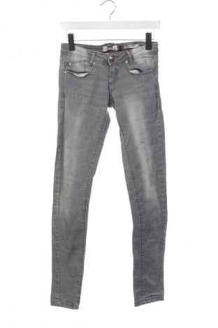 Γυναικείο Τζίν Bershka, Μέγεθος XS, Χρώμα Γκρί, Τιμή 4,99 €