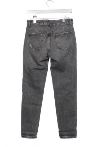 Damskie jeansy Bershka, Rozmiar XS, Kolor Szary, Cena 23,99 zł