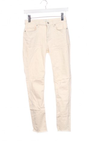 Blugi de femei ONLY, Mărime S, Culoare Ecru, Preț 13,99 Lei
