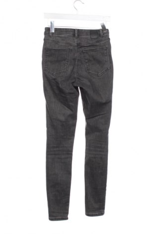 Γυναικείο Τζίν Pieces, Μέγεθος S, Χρώμα Γκρί, Τιμή 12,99 €
