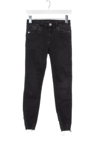 Damskie jeansy River Island, Rozmiar XS, Kolor Szary, Cena 26,99 zł