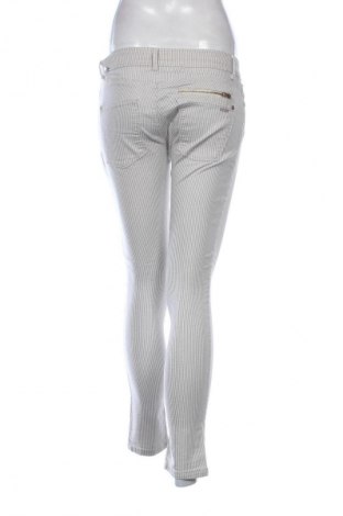 Γυναικείο Τζίν Unbranded, Μέγεθος M, Χρώμα Πολύχρωμο, Τιμή 2,99 €