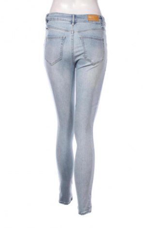 Damskie jeansy Vero Moda, Rozmiar S, Kolor Niebieski, Cena 43,99 zł