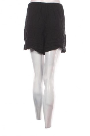 Dámské kraťasy  Clockhouse, Velikost L, Barva Černá, Cena  109,00 Kč