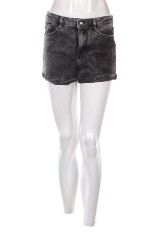 Női rövidnadrág Clockhouse, Méret M, Szín Sokszínű, Ár 1 139 Ft