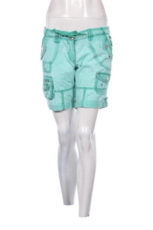Дамски къс панталон Clockhouse, Размер S, Цвят Зелен, Цена 2,04 €