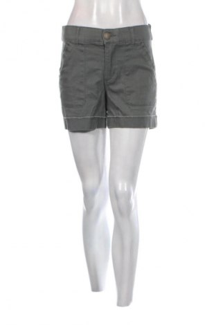 Damen Shorts Democracy, Größe M, Farbe Grün, Preis 1,99 €