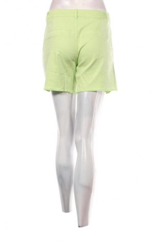 Dámské kraťasy  Garcia, Velikost M, Barva Zelená, Cena  49,00 Kč