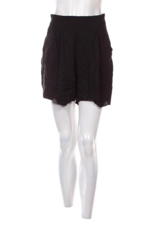 Dámské kraťasy  H&M, Velikost M, Barva Černá, Cena  59,00 Kč