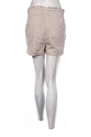 Дамски къс панталон ONLY, Размер M, Цвят Многоцветен, Цена 2,04 €