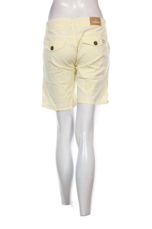 Női rövidnadrág Please, Méret M, Szín Sárga, Ár 5 009 Ft