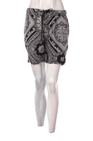 Γυναικείο κοντό παντελόνι Rebel, Μέγεθος M, Χρώμα Πολύχρωμο, Τιμή 7,99 €