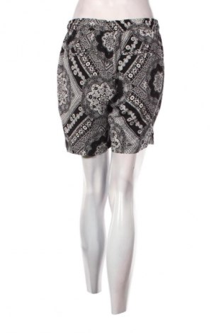 Γυναικείο κοντό παντελόνι Rebel, Μέγεθος M, Χρώμα Πολύχρωμο, Τιμή 7,99 €