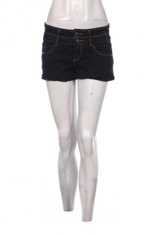 Дамски къс панталон Stradivarius, Размер M, Цвят Син, Цена 2,55 €